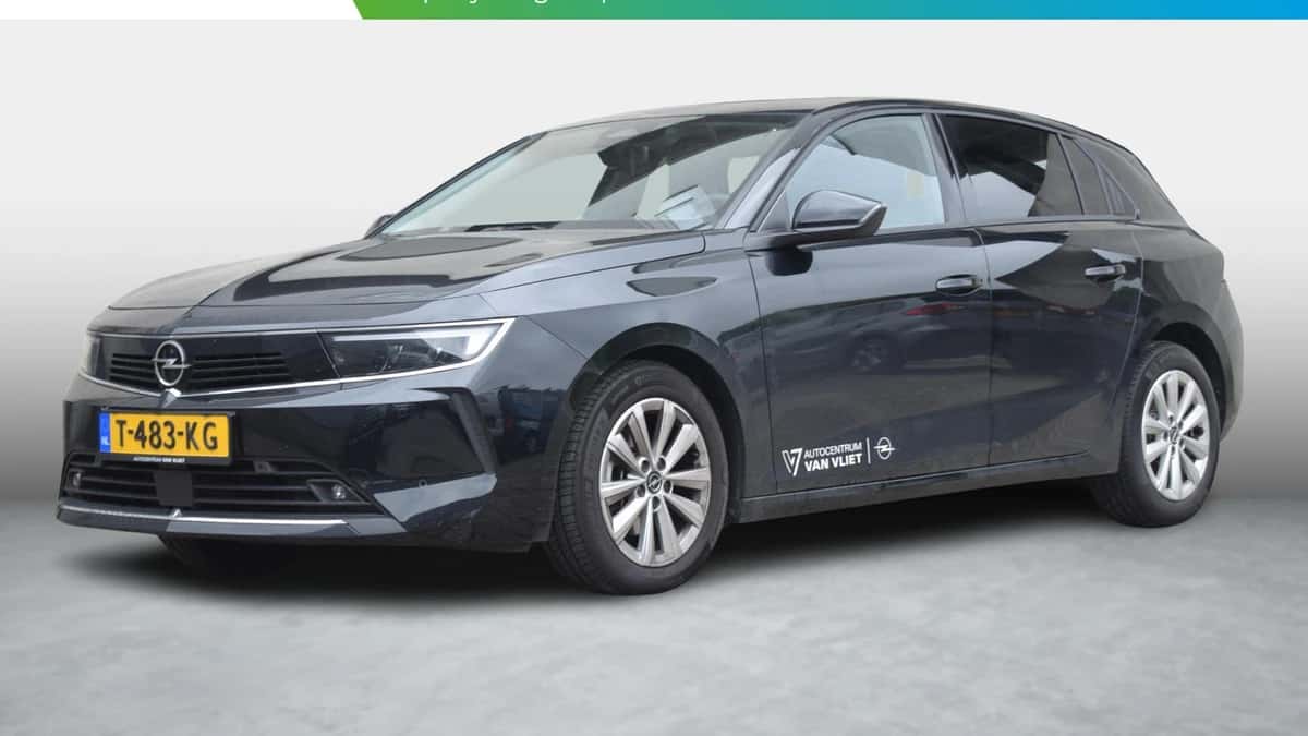 Opel Astra (2023) — foto 1