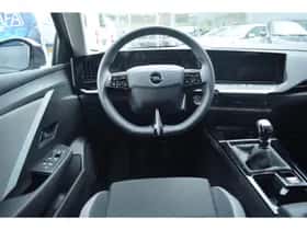 Opel Astra (2023) thumbnail 2