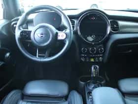 MINI Electric (2022) thumbnail 2