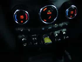 MINI Electric (2022) thumbnail 14
