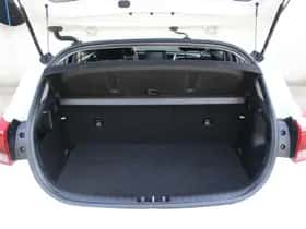 Kia Rio (2017) thumbnail 5