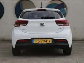 Kia Rio (2017) thumbnail 7