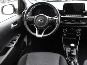 Kia Picanto (2021) thumbnail 2
