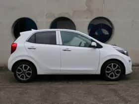 Kia Picanto (2021) thumbnail 3