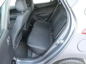 Hyundai i10 (2017) thumbnail 5