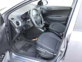 Hyundai i10 (2017) thumbnail 6