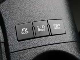 Toyota Auris (2016) thumbnail 21