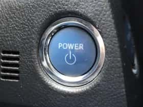 Toyota Auris (2016) thumbnail 23