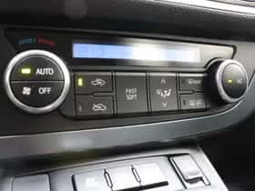 Toyota Auris (2014) thumbnail 15