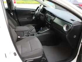 Toyota Auris (2014) thumbnail 20