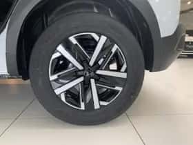 Peugeot 2008 (2024) thumbnail 6