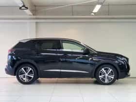 Peugeot 3008 (2022) thumbnail 4