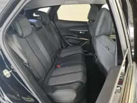 Peugeot 3008 (2022) thumbnail 9