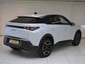 Peugeot e-3008 (2025) thumbnail 2