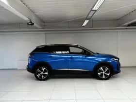 Peugeot 3008 (2022) thumbnail 2