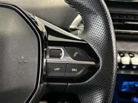 Peugeot 3008 (2022) thumbnail 22