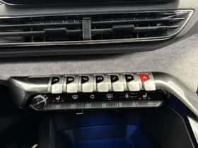 Peugeot 3008 (2022) thumbnail 26