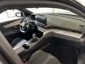 Peugeot 3008 (2022) thumbnail 15