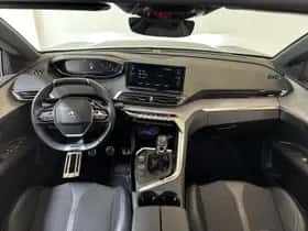 Peugeot 3008 (2022) thumbnail 16