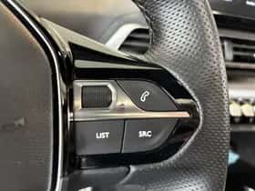 Peugeot 3008 (2022) thumbnail 19