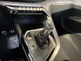 Peugeot 3008 (2022) thumbnail 21