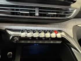 Peugeot 3008 (2022) thumbnail 22