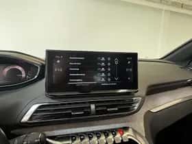 Peugeot 3008 (2022) thumbnail 25