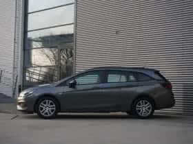 Opel Astra (2022) thumbnail 5