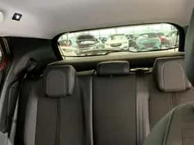 Peugeot e-2008 (2021) thumbnail 14