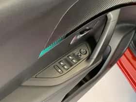 Peugeot e-2008 (2021) thumbnail 10
