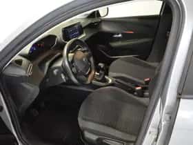 Peugeot 208 (2021) thumbnail 21