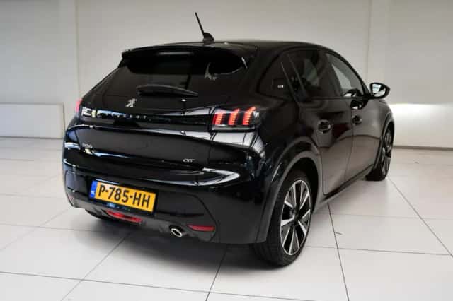 Peugeot 208 (2022) thumbnail 2