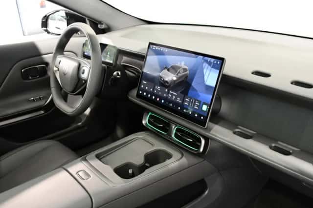 Leapmotor B05 (2026) thumbnail 5
