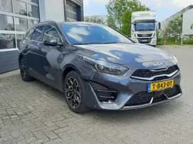 Kia Ceed Sportswagon (2023) thumbnail 3