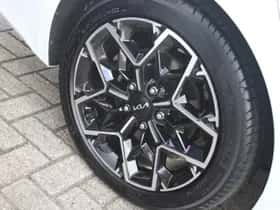 Kia Ceed Sportswagon (2023) thumbnail 4
