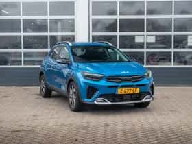 Kia Stonic (2024) thumbnail 3