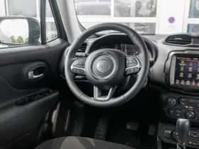 Jeep Renegade (2023) thumbnail 13