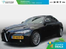 Alfa Romeo Giulia (2016)