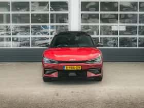 Kia EV6 (2022) thumbnail 2
