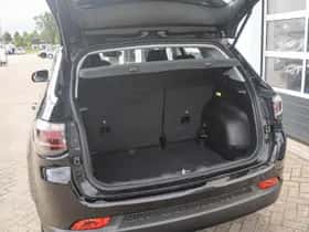 Jeep Compass (2024) thumbnail 22