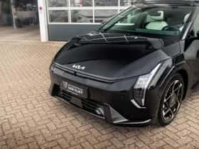 Kia EV4 (2026) thumbnail 2
