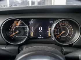 Jeep Wrangler (2020) thumbnail 11