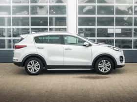 Kia Sportage (2017) thumbnail 4