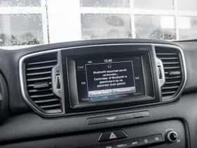 Kia Sportage (2016) thumbnail 16