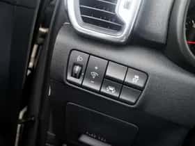 Kia Sportage (2016) thumbnail 20