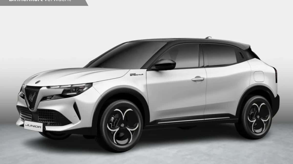 Alfa Romeo Junior (2026) — foto 1