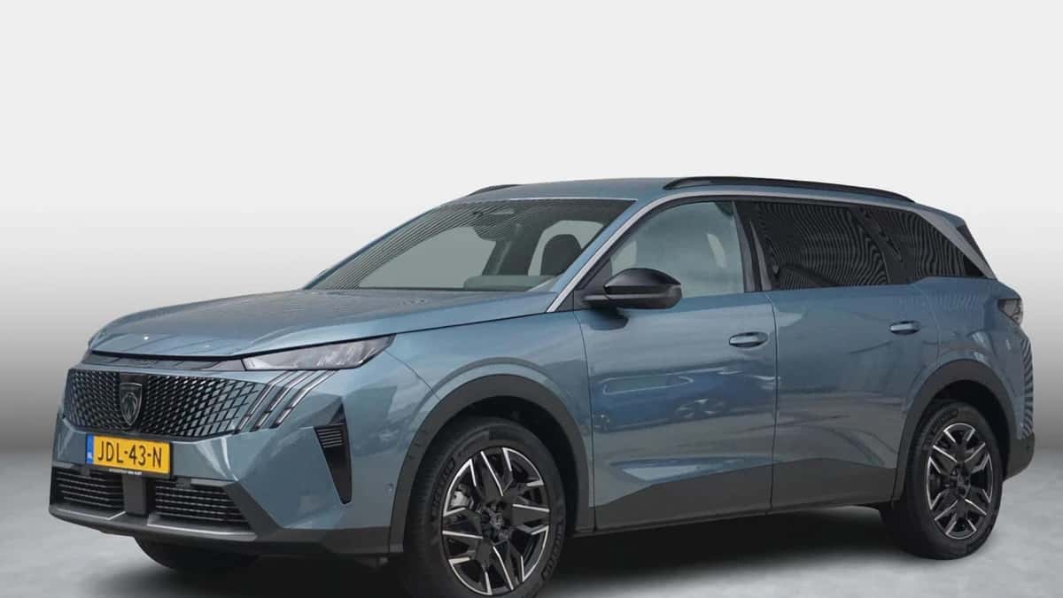 Peugeot 5008 (2025) — foto 1
