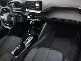 Peugeot 2008 (2025) thumbnail 9