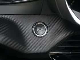 Peugeot 2008 (2021) thumbnail 22