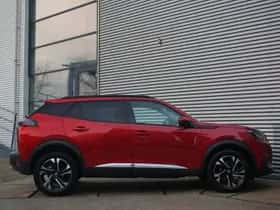Peugeot 2008 (2021) thumbnail 6